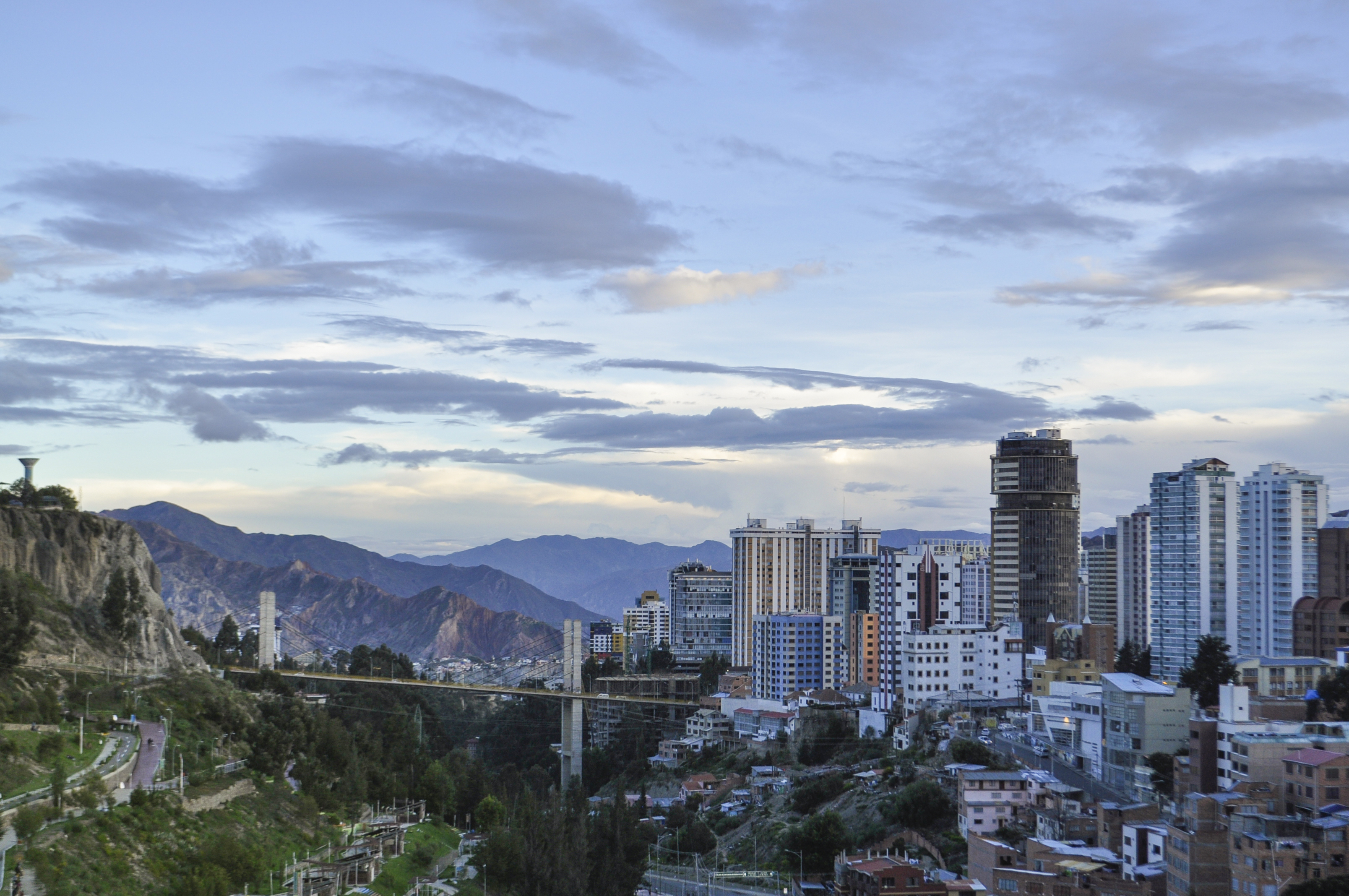 La Paz ialah pusat kewangan utama Bolivia