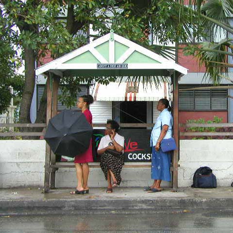 Sebuah halte bus di Barbados