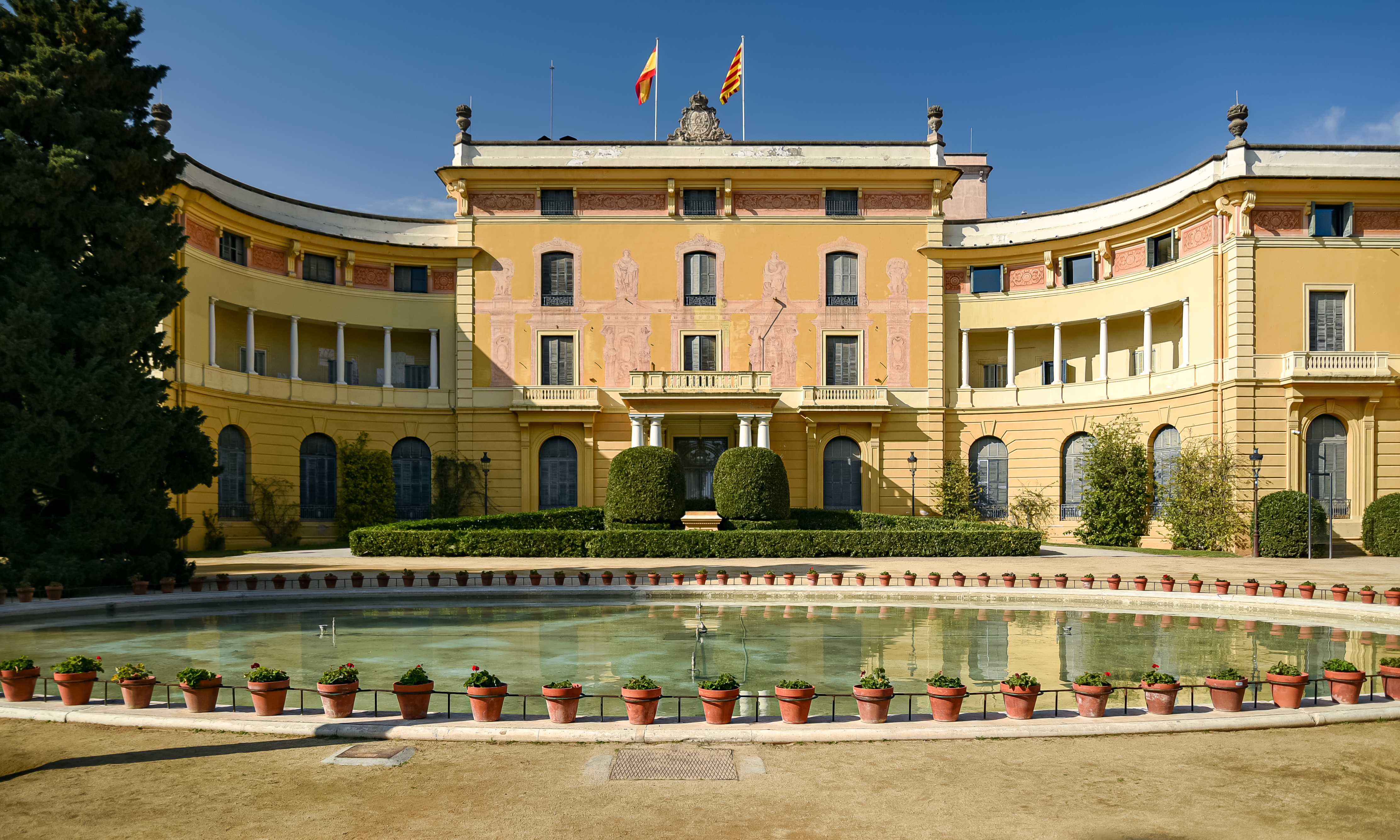 Istana Kerajaan Pedralbes di Barcelona, markas besar Uni untuk Mediterania