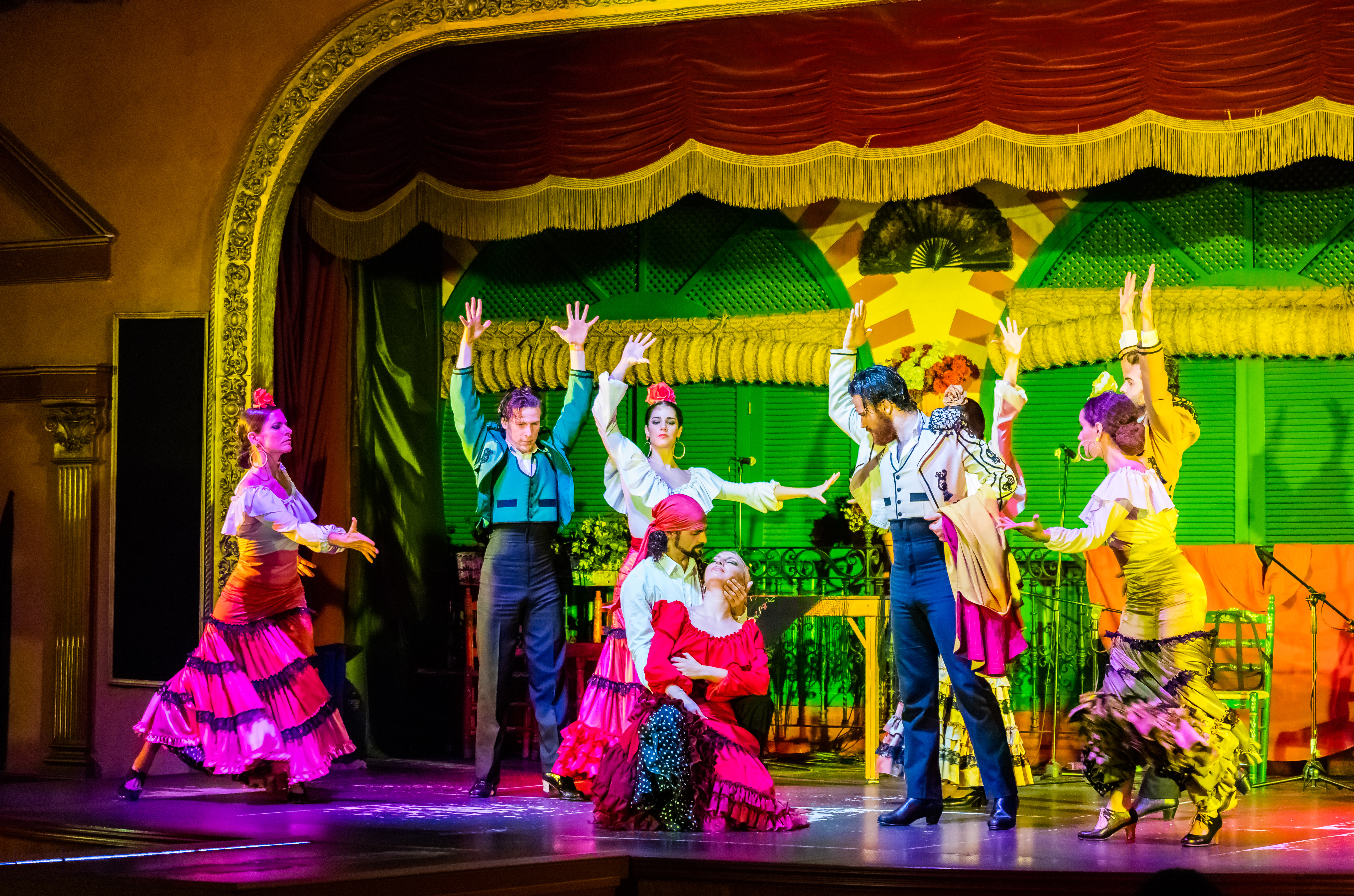 Flamenco adalah bentuk seni Andalusia yang berevolusi dari Seguidilla.