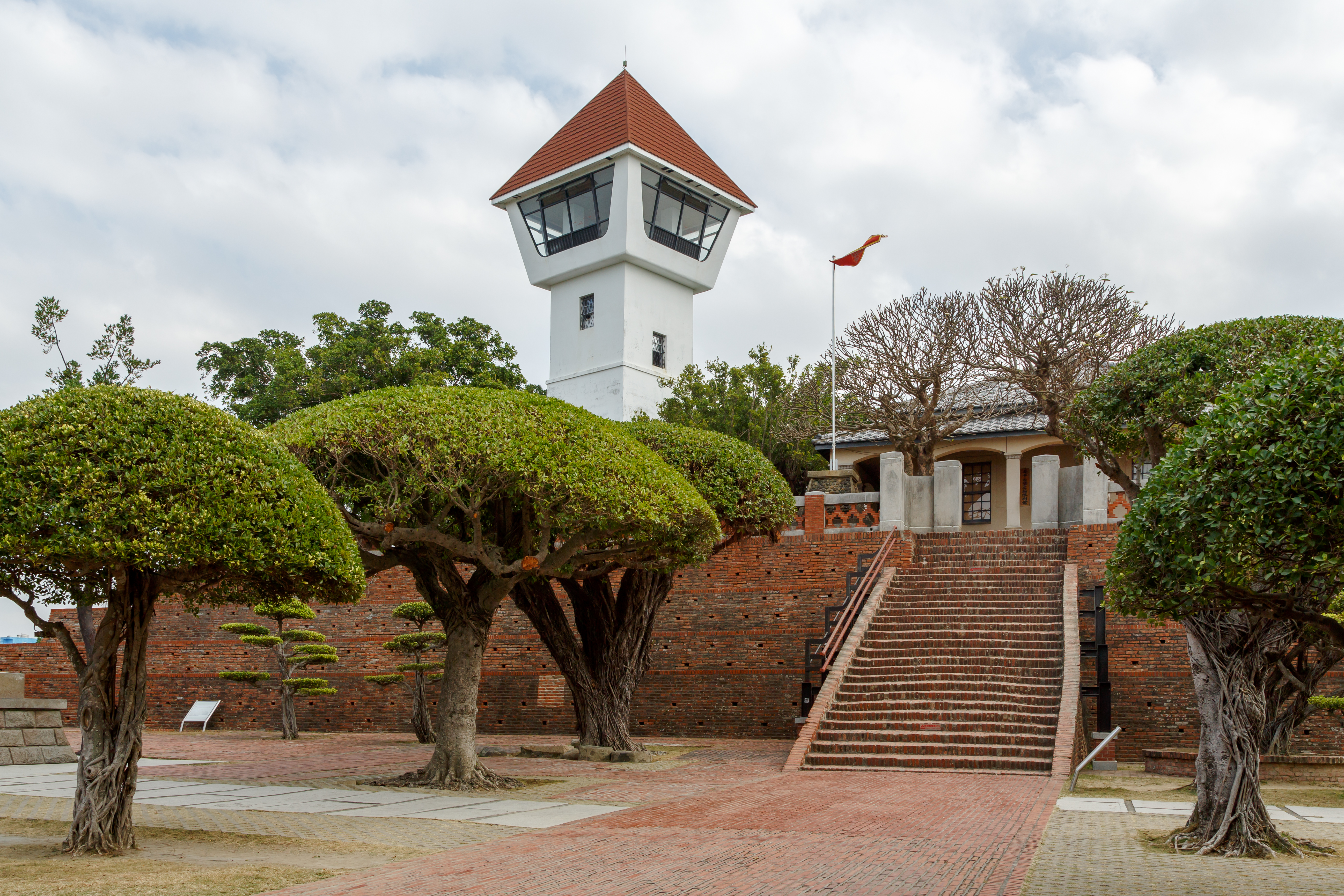 Fort Zeelandia, dibina pada tahun 1634, adalah kediaman gabenor di Formosa Belanda.