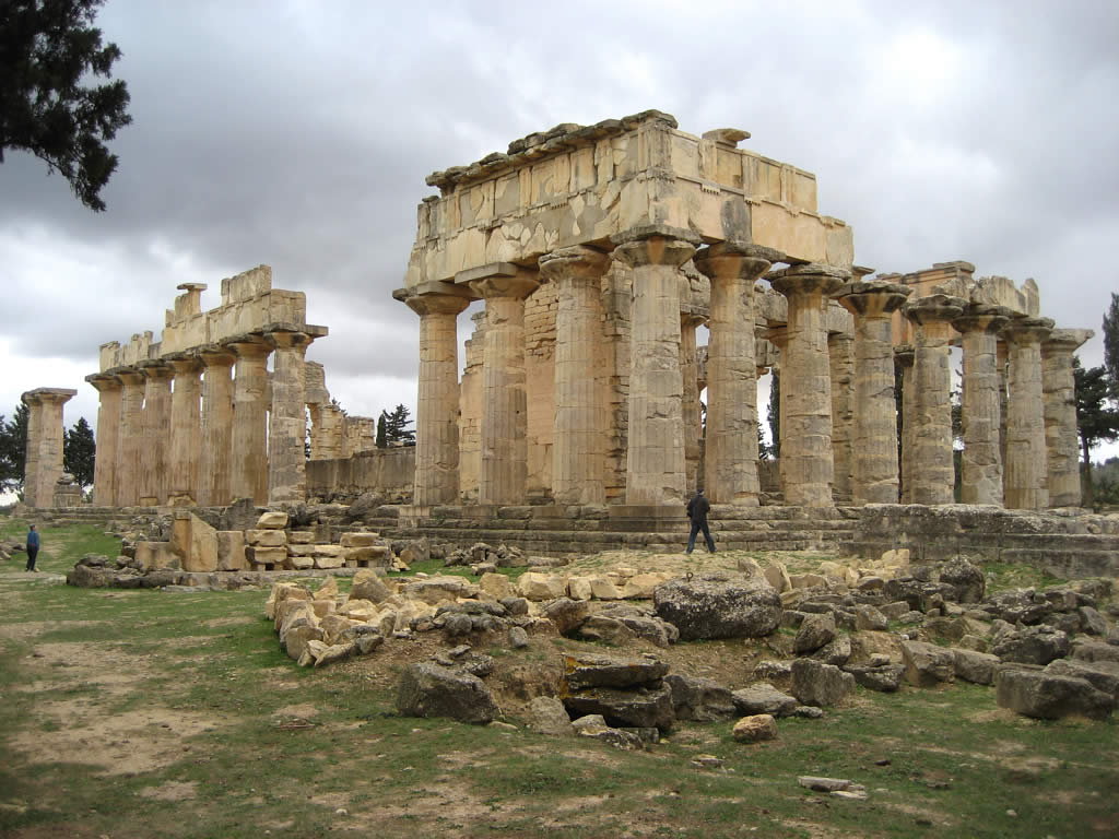 Kuil Zeus di Cyrene
