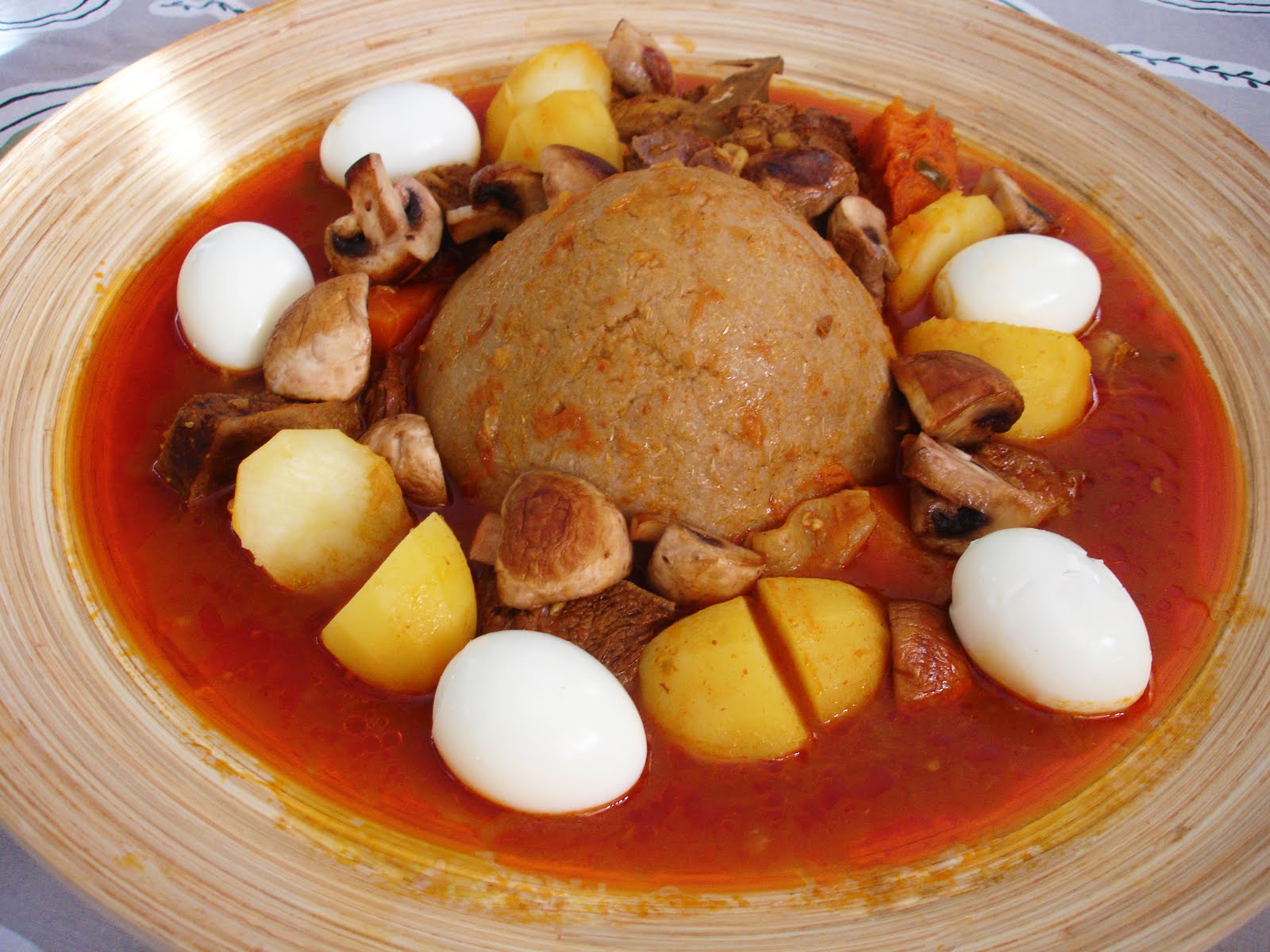 Bazeen, hidangan roti komunal
