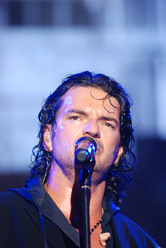Ricardo Arjona, một ca sĩ có sự nghiệp lâu dài, âm nhạc của ông nổi tiếng ở Mỹ Latinh.