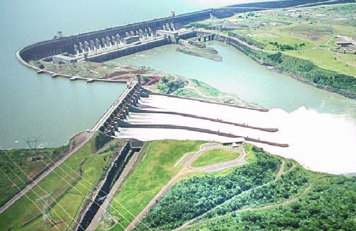 Đập Itaipu nhìn từ trên không
