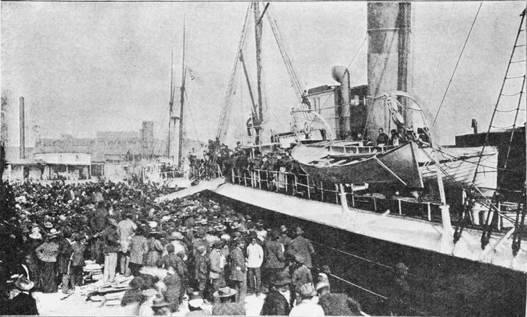 1896년 라이베리아로 떠나는 아프리카계 미국인들. ACS는 1904년에 마지막 이민자들을 라이베리아로 보냈다.