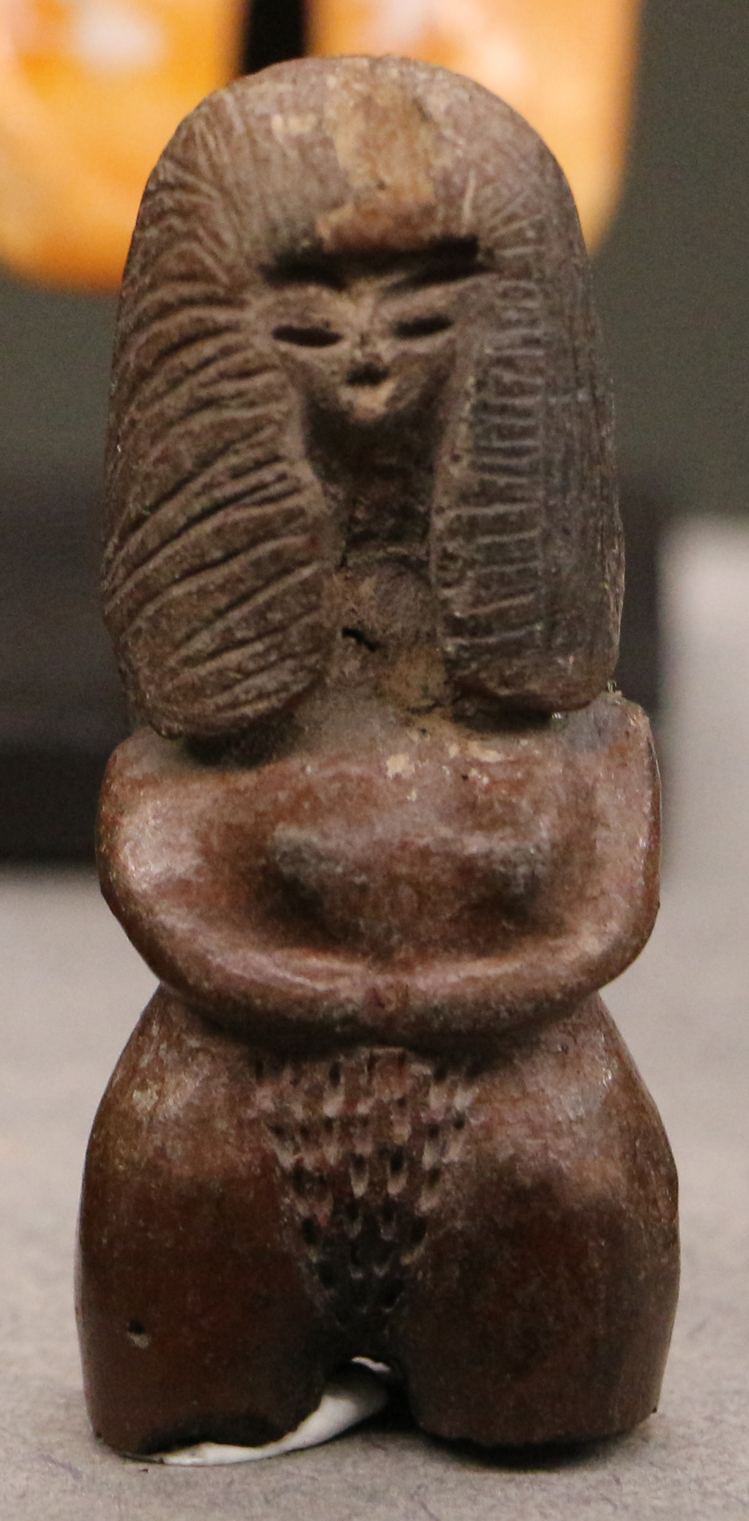 Sebuah Venus (2.300-2.000 SM) dari budaya Valdivia (dari Provinsi Santa Elena) dipajang di Museum Arkeologi Nasional Firenze.
