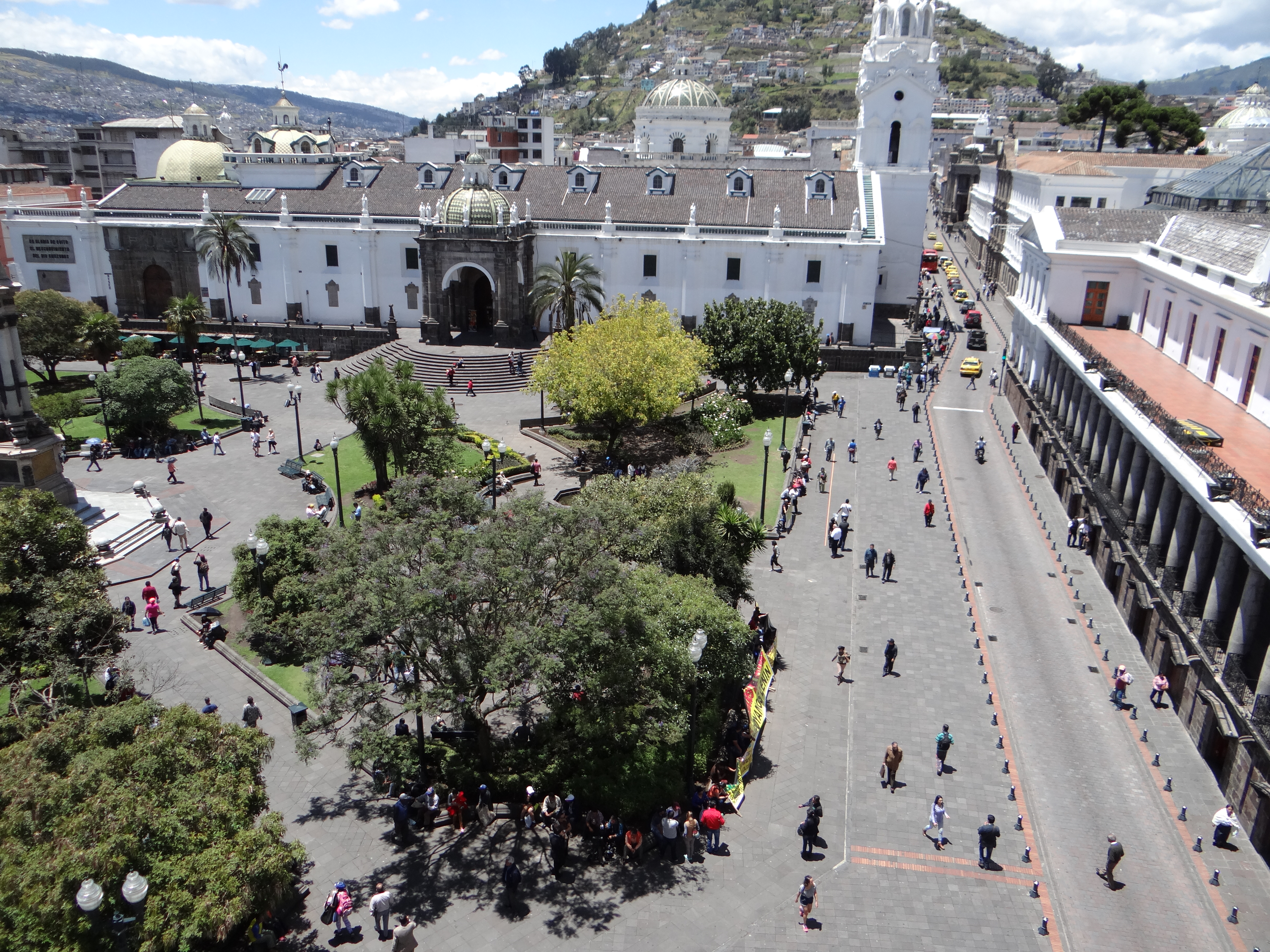 Quito kolonial, ibu kota Audiencia Kerajaan Quito, sekarang menjadi Situs Warisan Dunia UNESCO.
