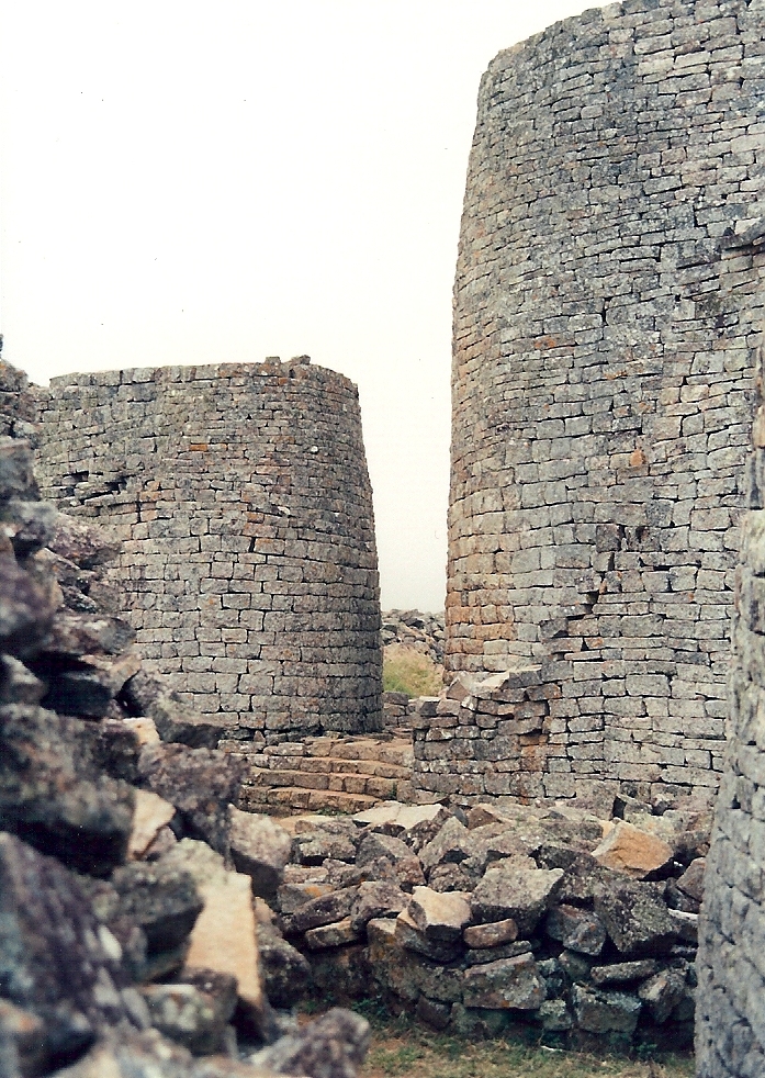 Menara-menara di Zimbabwe Raya