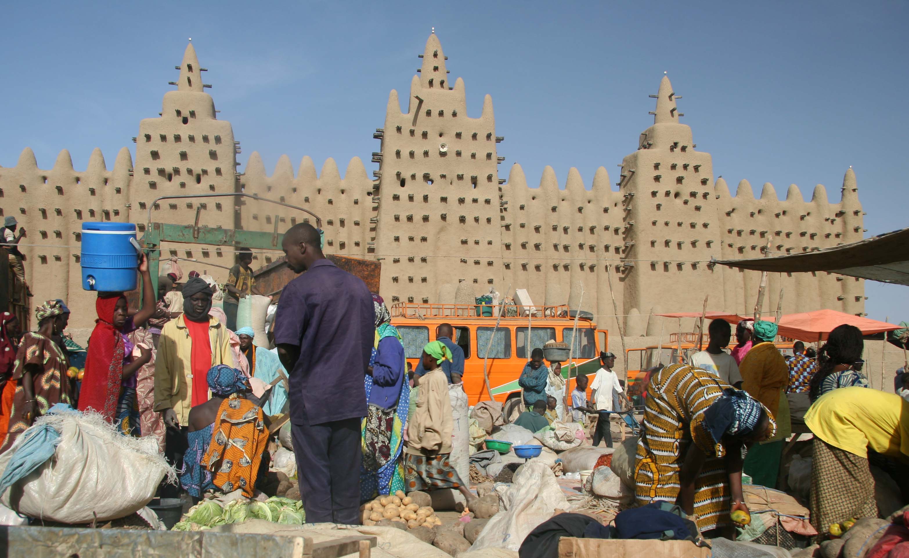 Suasana pasar di Djenné.