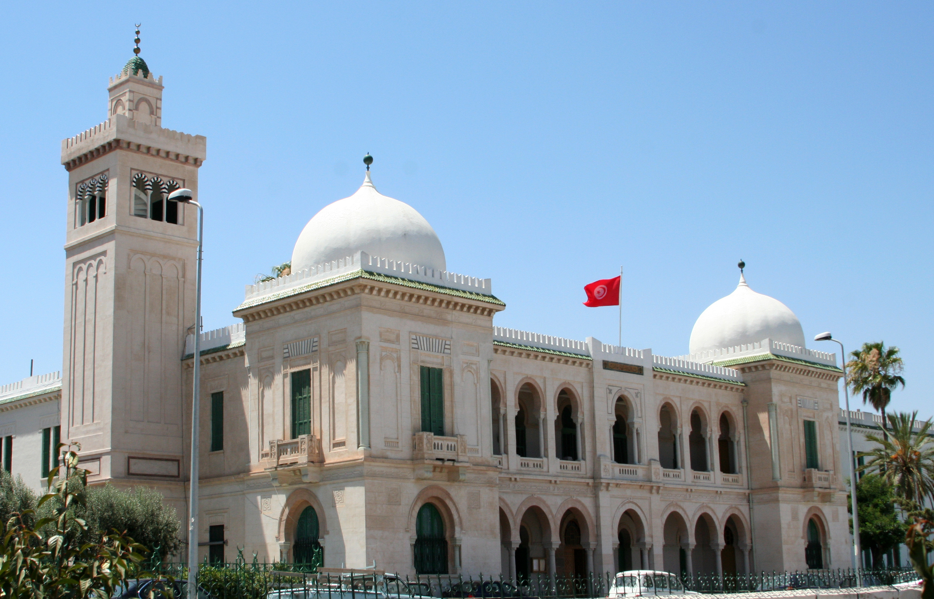 Perguruan Tinggi Sadiki di Tunis
