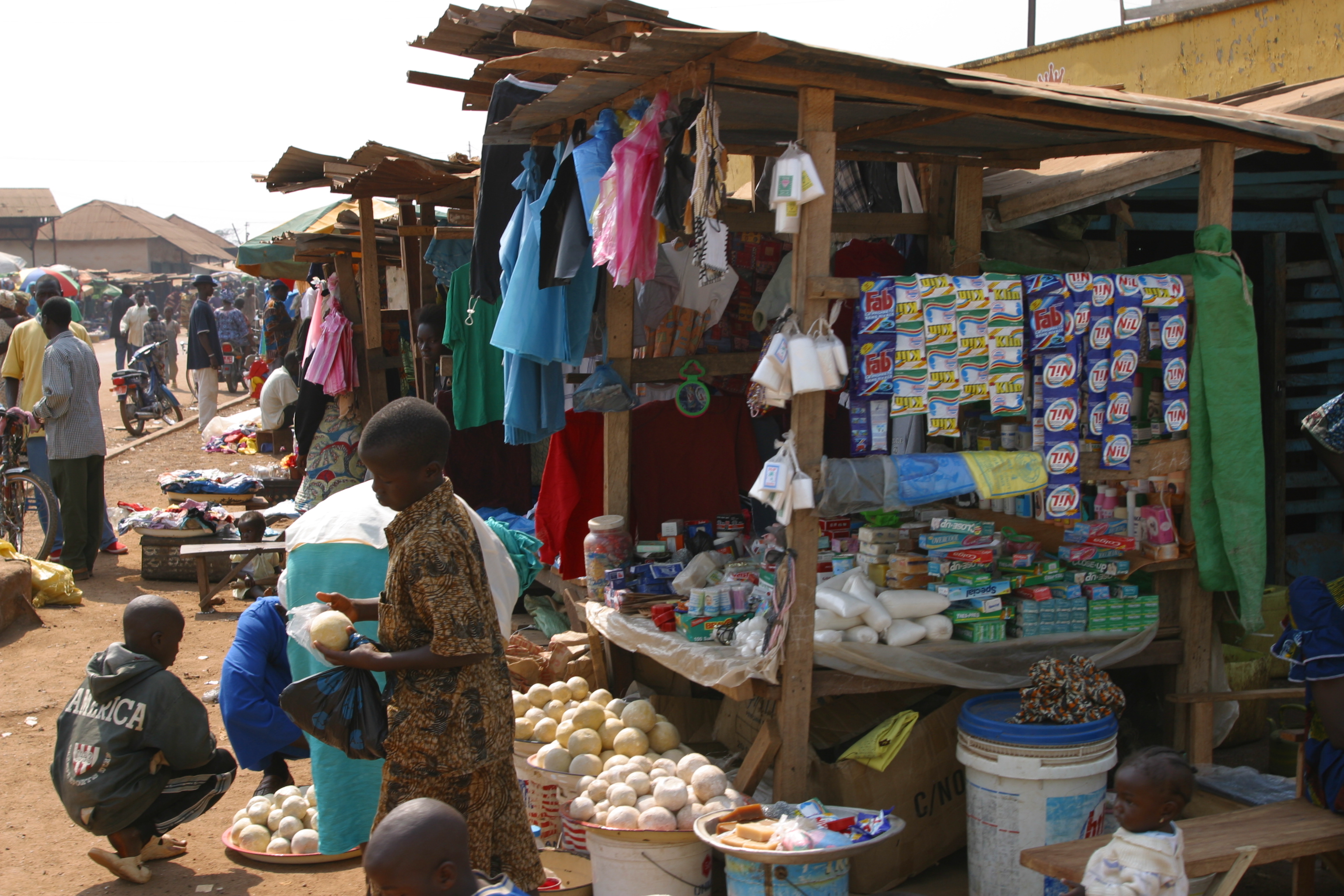 A market in Kissidougou, illustrating local commerce which is often part of the informal economy.