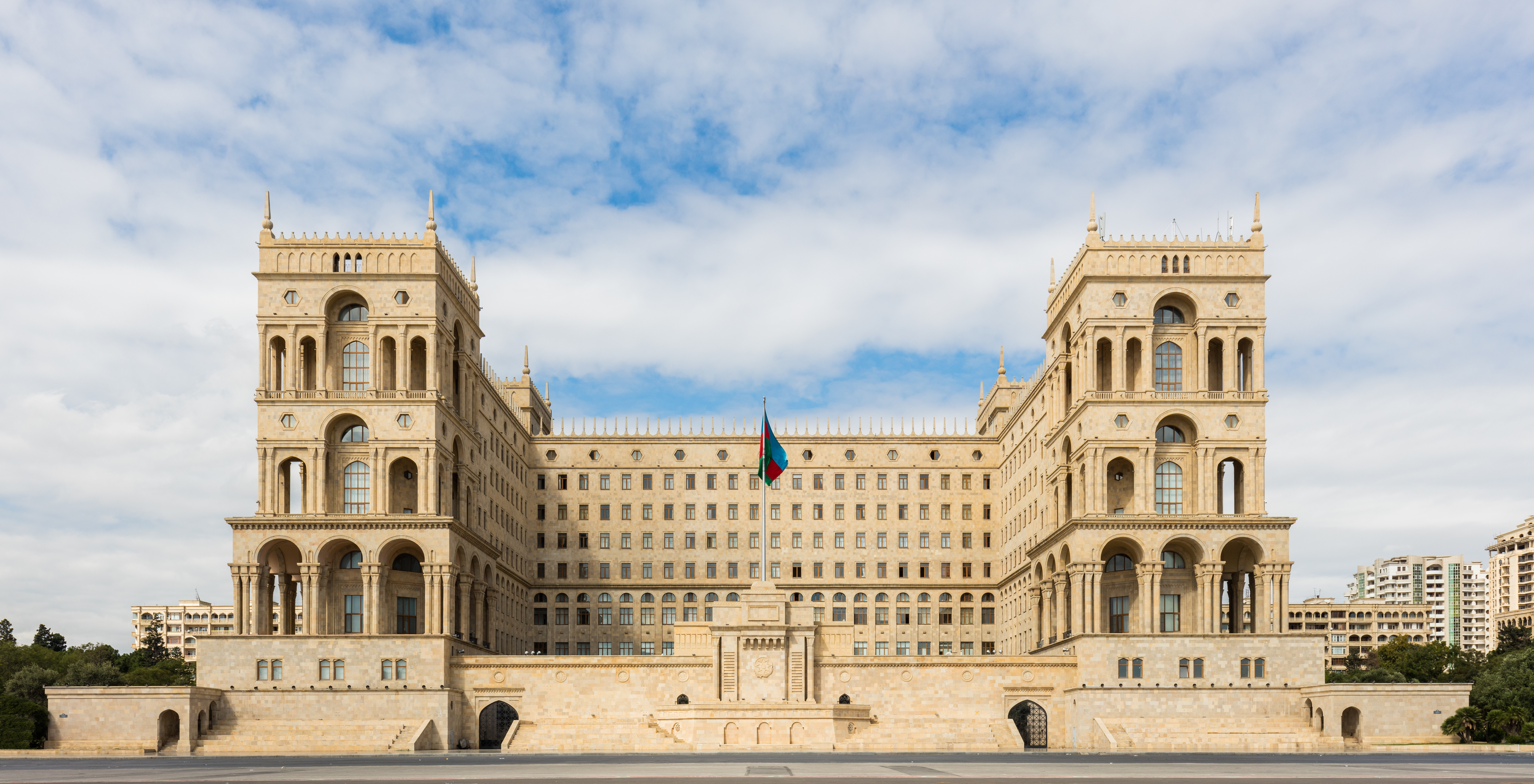 Gedung pemerintah di Baku