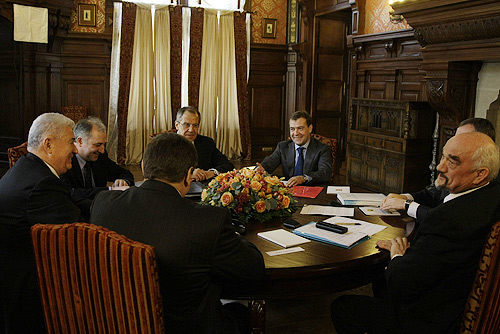 Russian President Dmitry Medvedev (center) with Moldovan President Vladimir Voronin (left) and Transnistrian leader Igor Smirnov (right) in Barvikha, Russia, March 18, 2009, during one of the attempts at conflict resolution.