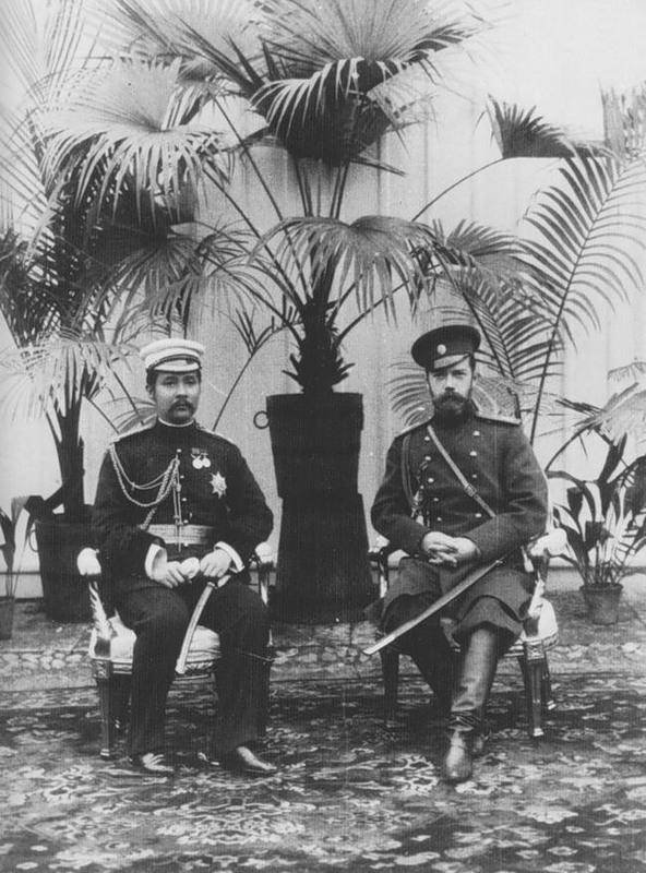 Chulalongkorn bersama Nicholas II di Saint Petersburg, 1897