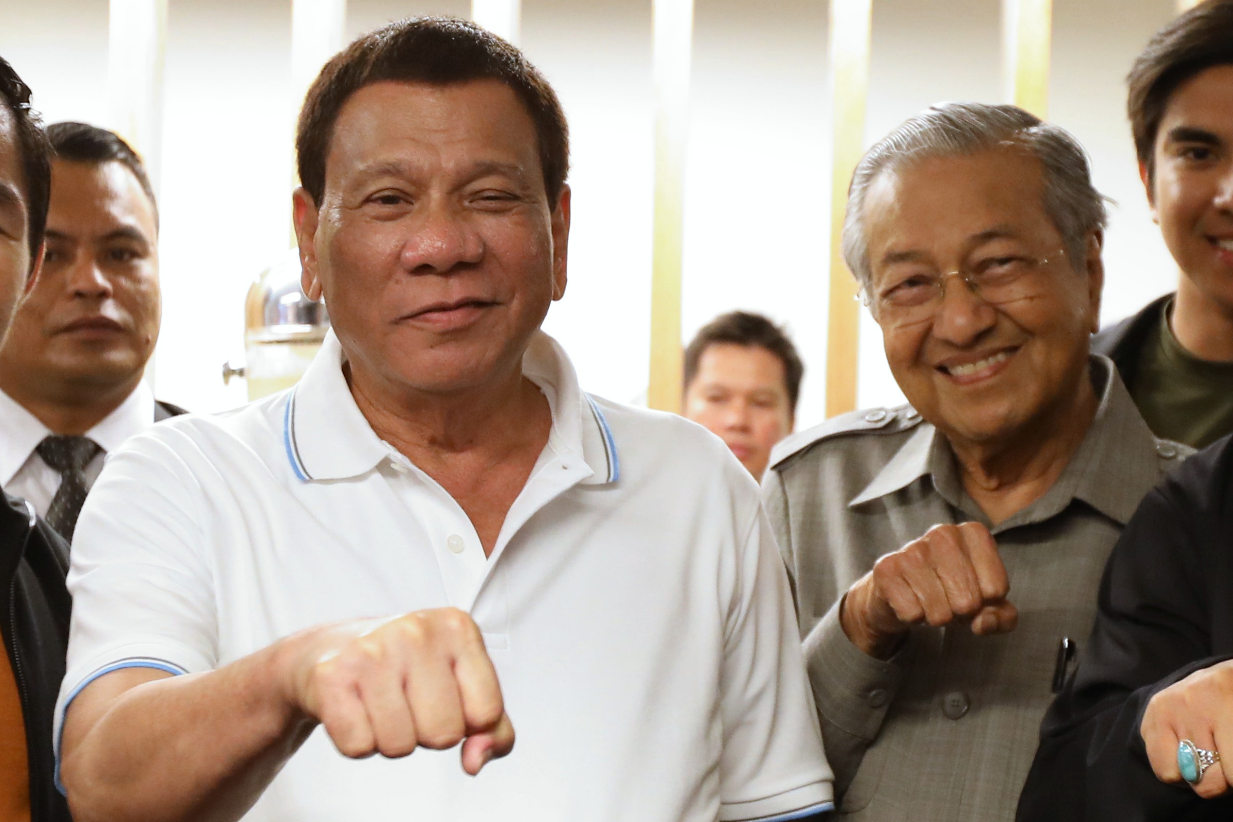 フィリピンの大統領ロドリゴ・ドゥテルテとマレーシアの首相マハティール・ビン・モハマド(2018年7月15日)