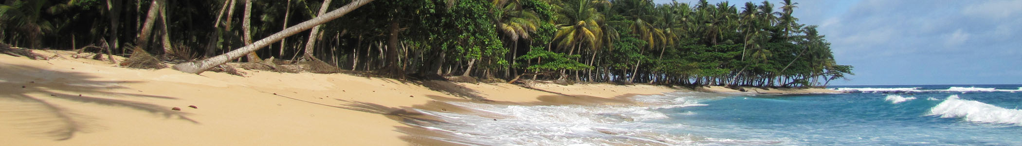 ทัศนียภาพของ ไปรยาอิงยาแม {{lang|pt|Praia Inhame|}} เขตเกาแว เซาตูแม