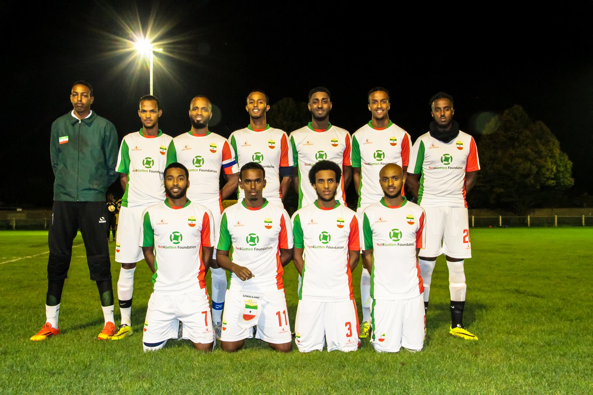 Đội tuyển bóng đá quốc gia Somaliland trong một trận giao hữu.