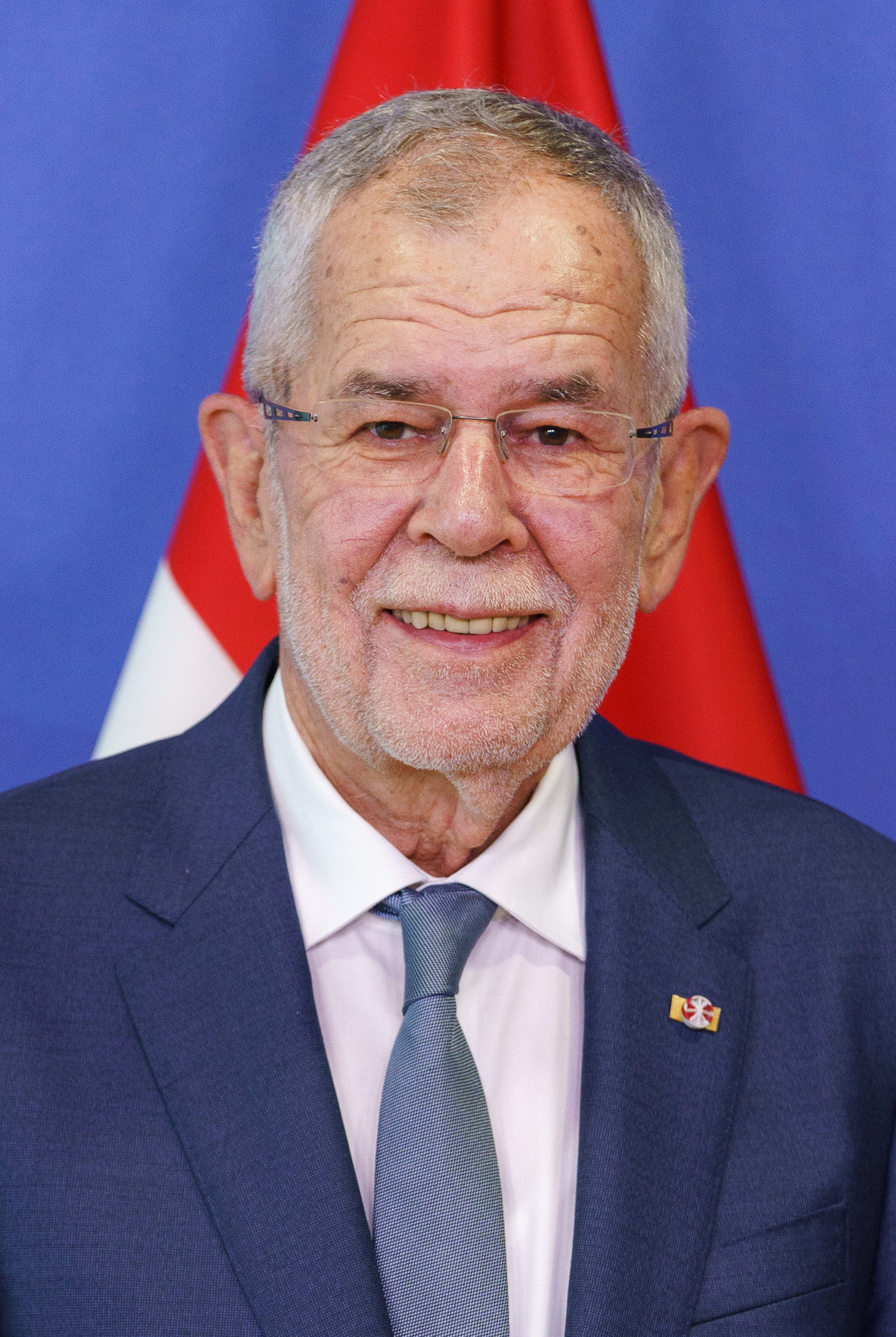 Alexander Van der Bellen, Presiden.