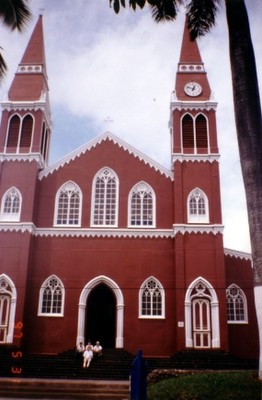 โบสถ์โลหะในเมืองเกรเซีย