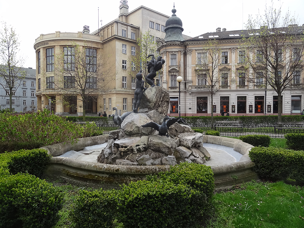 Ibu pejabat Universiti Comenius di Bratislava
