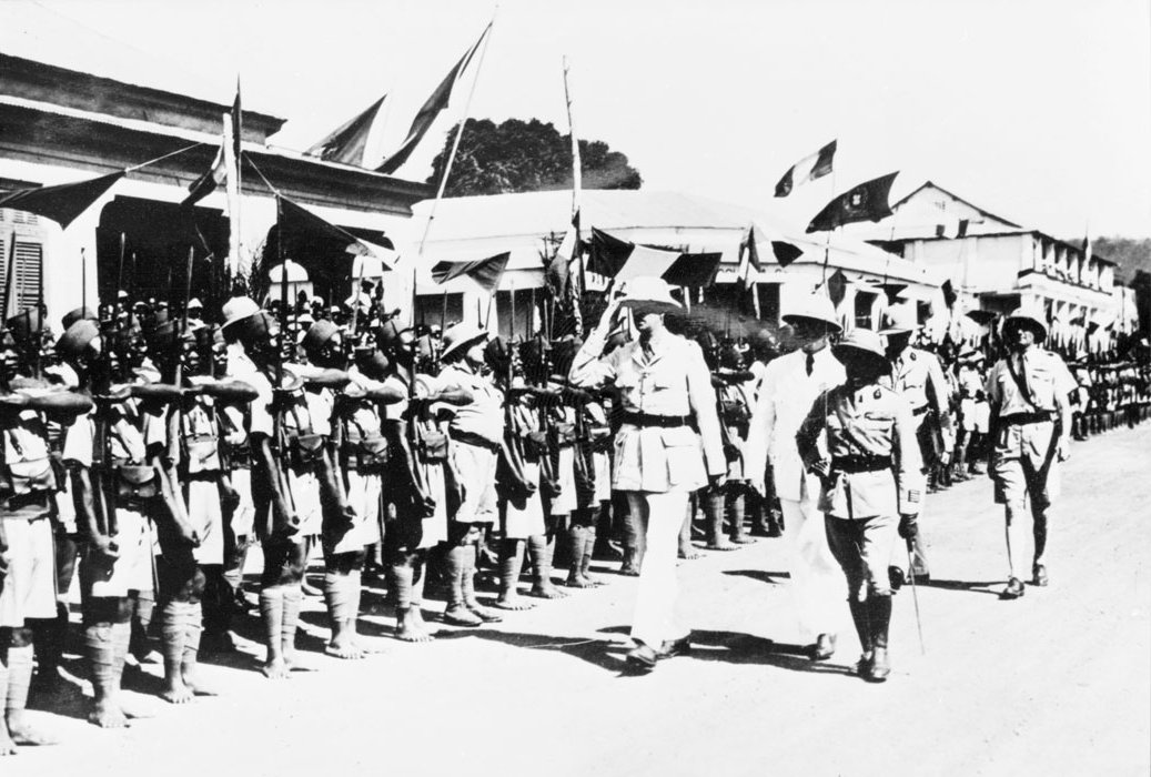 Charles de Gaulle di Bangui, 1940.