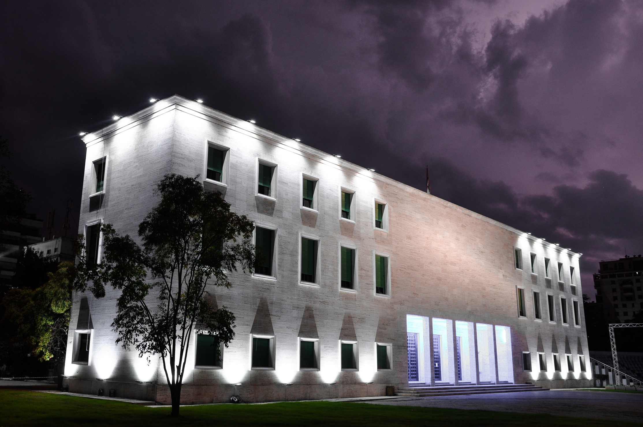 Đại học Nghệ thuật là cơ sở giáo dục đại học lớn nhất chuyên nghiên cứu về nghệ thuật