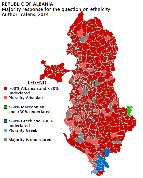 Phân bố các nhóm dân tộc ở Albania, theo điều tra dân số năm 2011. Các quận được tô màu xám là những quận mà đa số người dân không khai báo dân tộc (câu hỏi này là tùy chọn). Cuộc điều tra dân số đã bị các nhóm thiểu số ở Albania chỉ trích và tẩy chay.