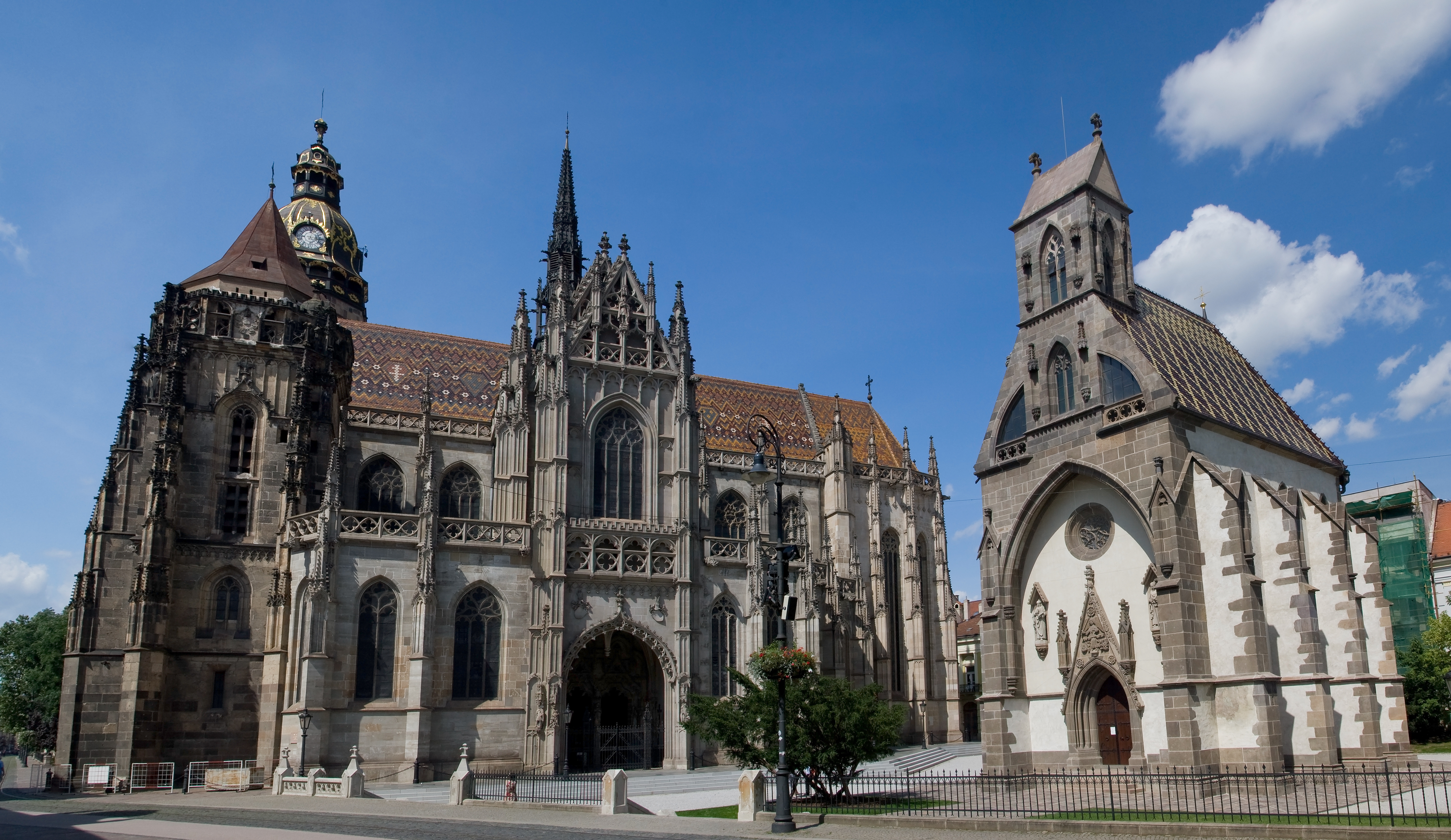 Katedral St. Elisabeth di Košice, gereja terbesar di Slovakia
