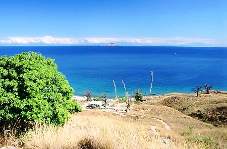 Vườn quốc gia Hồ Malawi nhìn từ đảo Likoma.