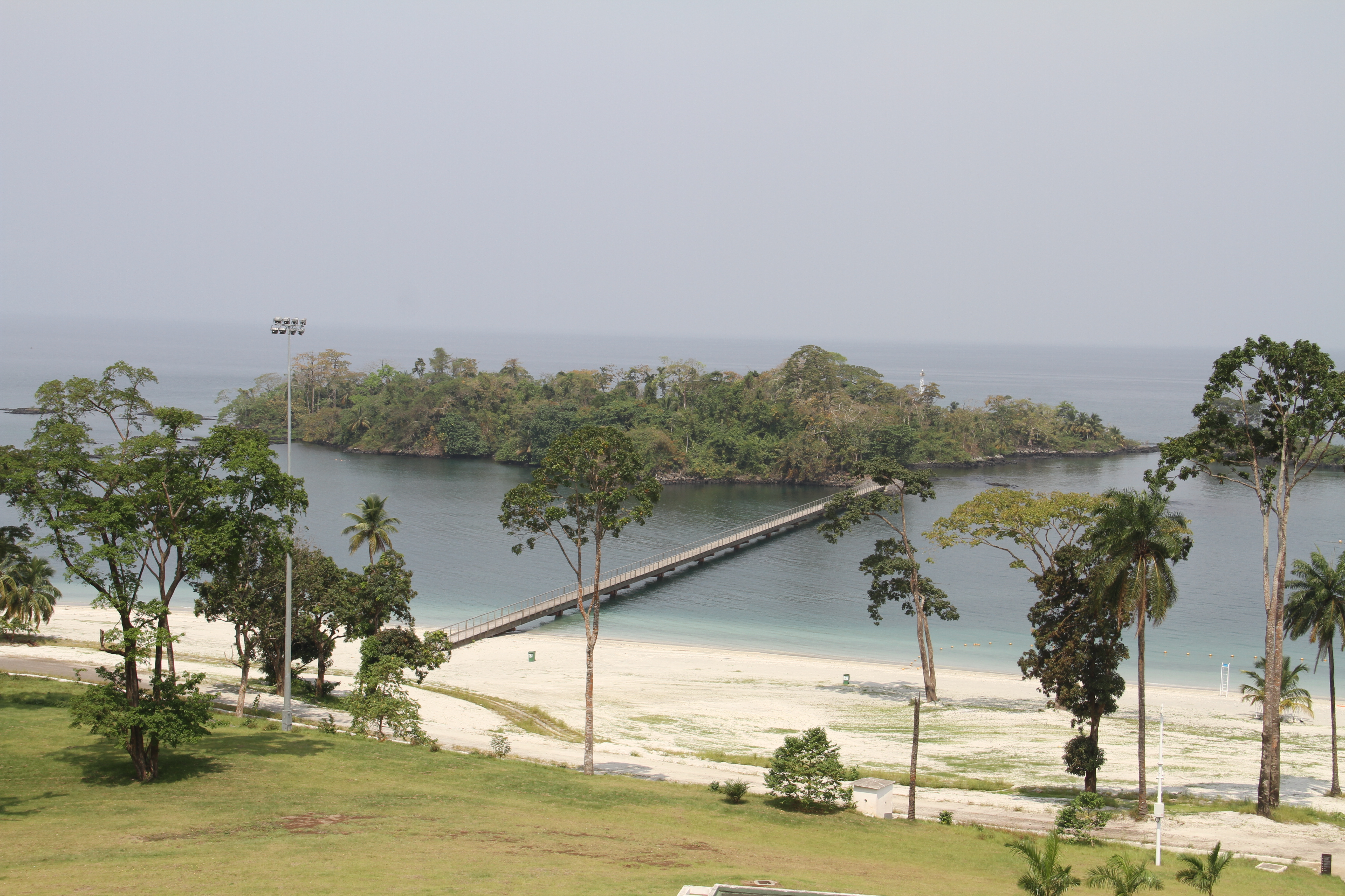 Islote Horacio, one of the small islets near Annobón, highlighting coastal biodiversity.