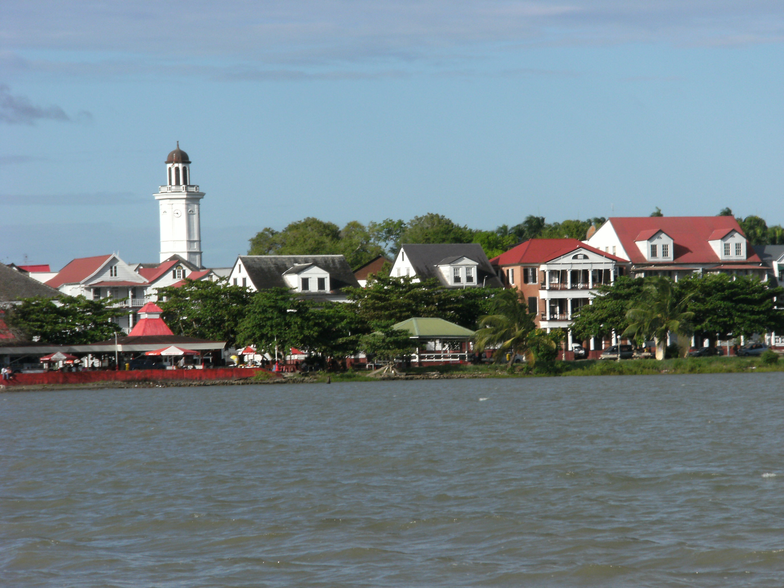 Waterkant ở Paramaribo
