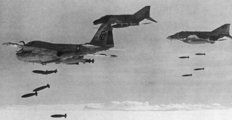 Puluhan ribu orang terbunuh semasa pengeboman AS ke atas Kemboja antara tahun 1970 dan 1973.