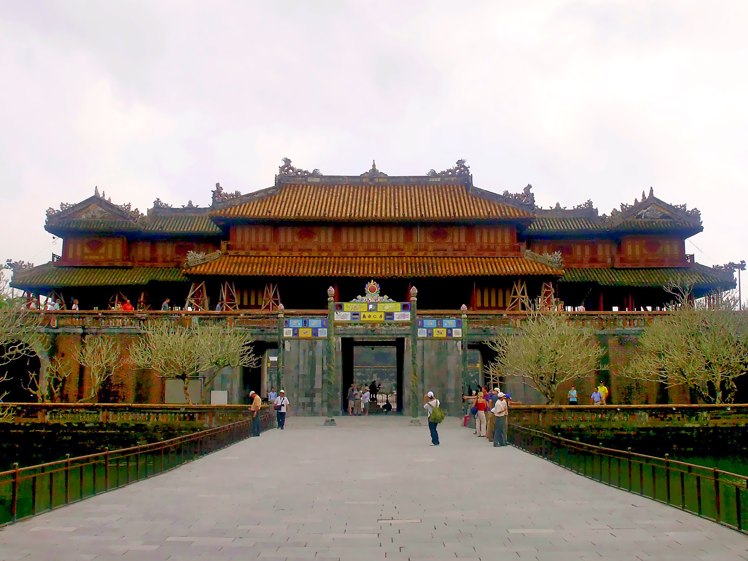 The Noon Gate (Ngọ Môn) of the Imperial City of Huế, a prime example of Nguyễn dynasty architecture.