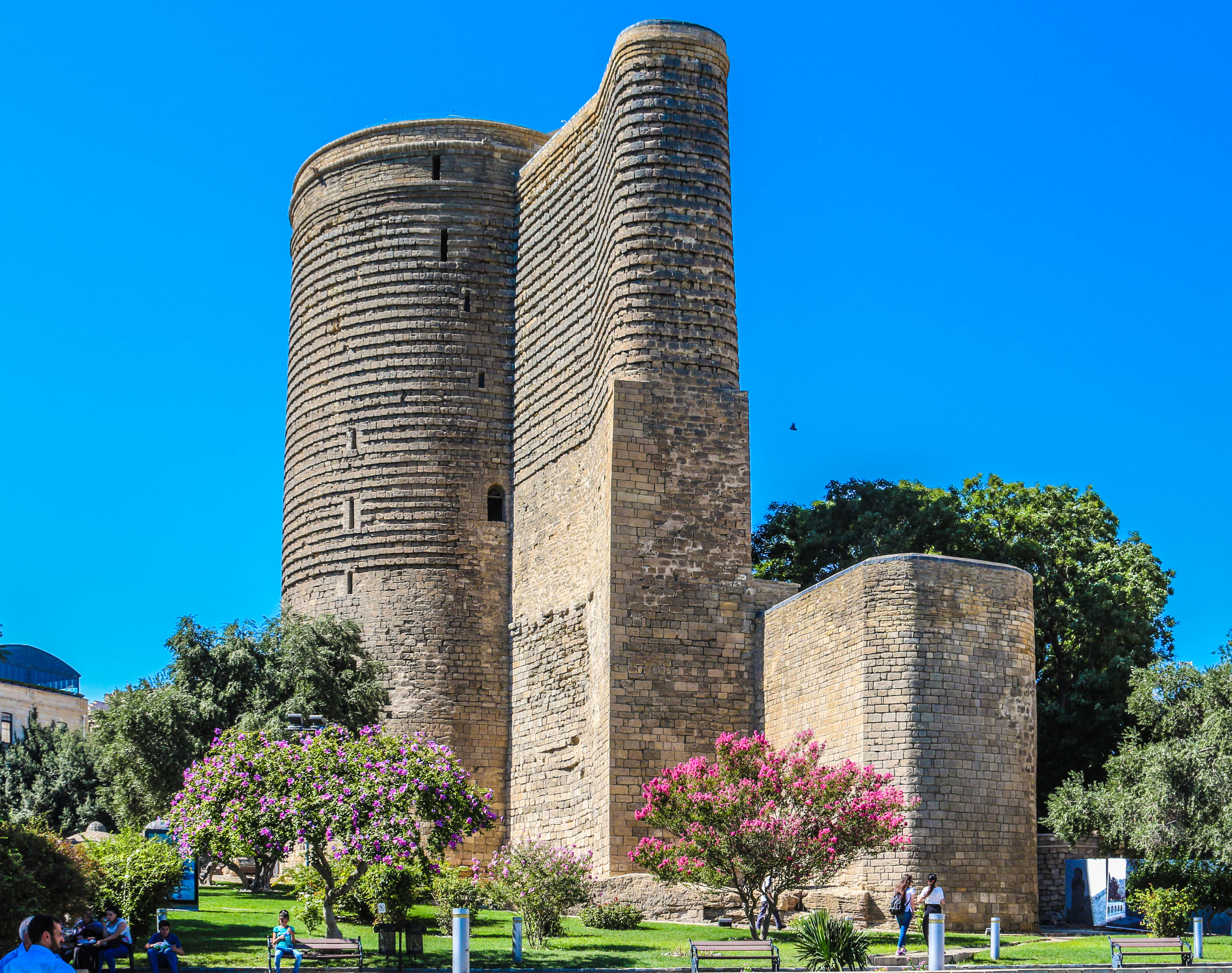 Menara Perawan di Kota Tua Baku.