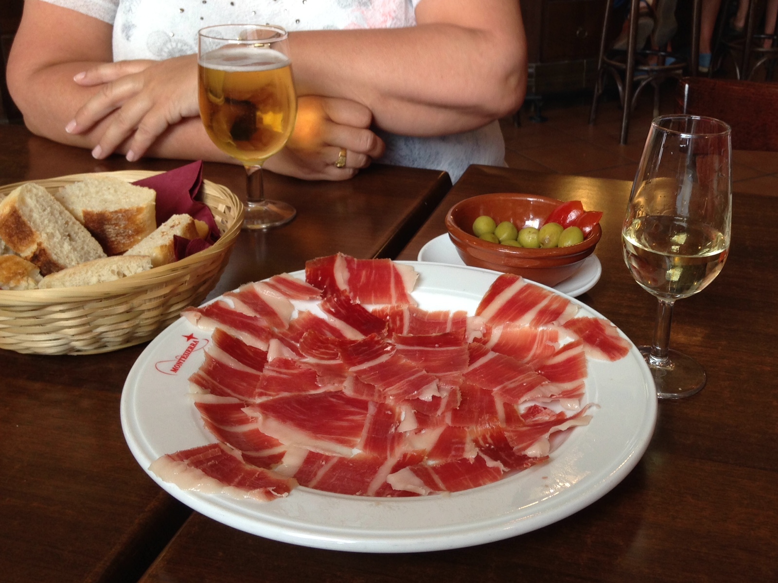 Jamón ibérico adalah salah satu ham termahal.