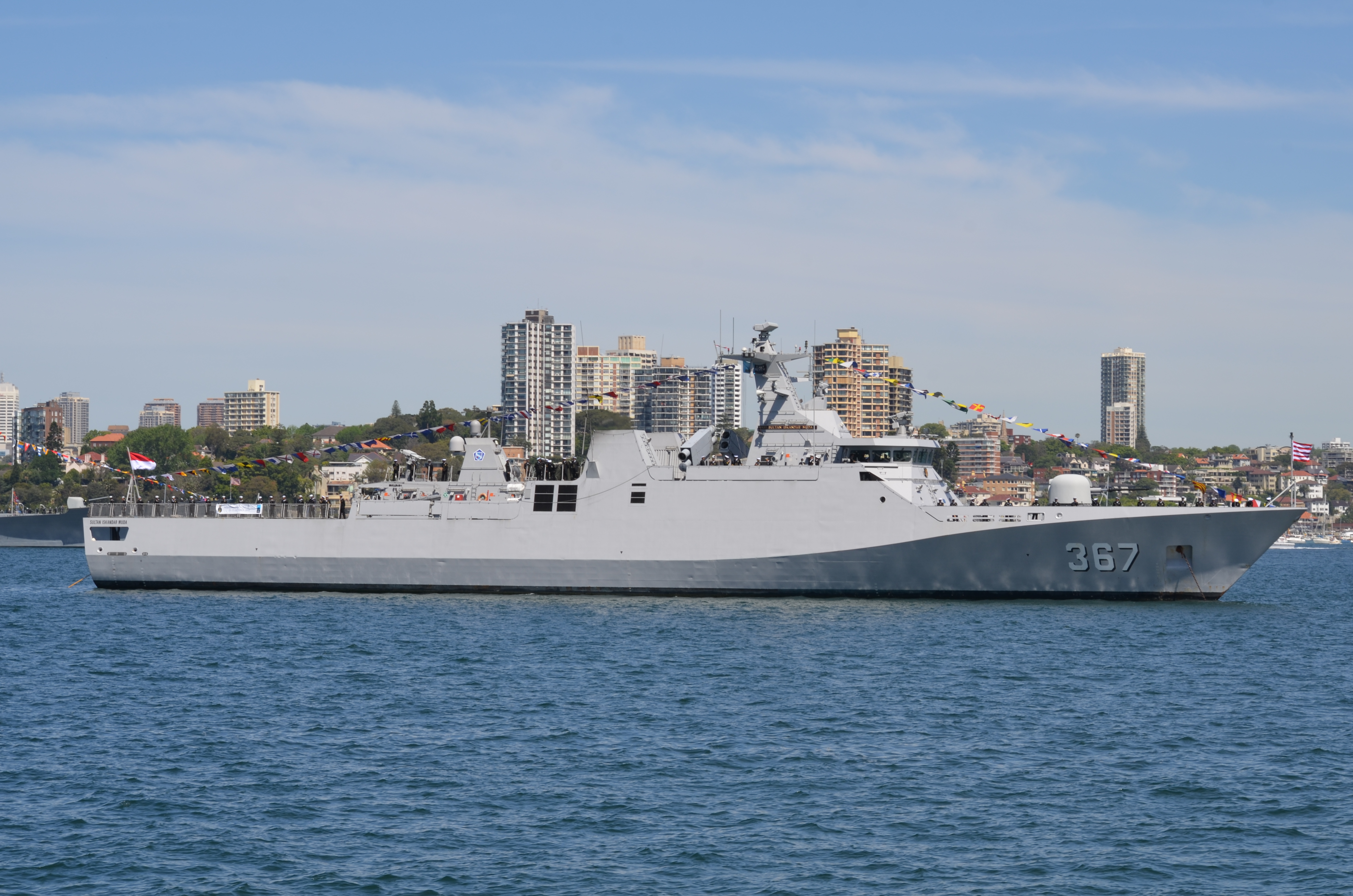 Kapal tentera laut Indonesia KRI Sultan Iskandar Muda (367)