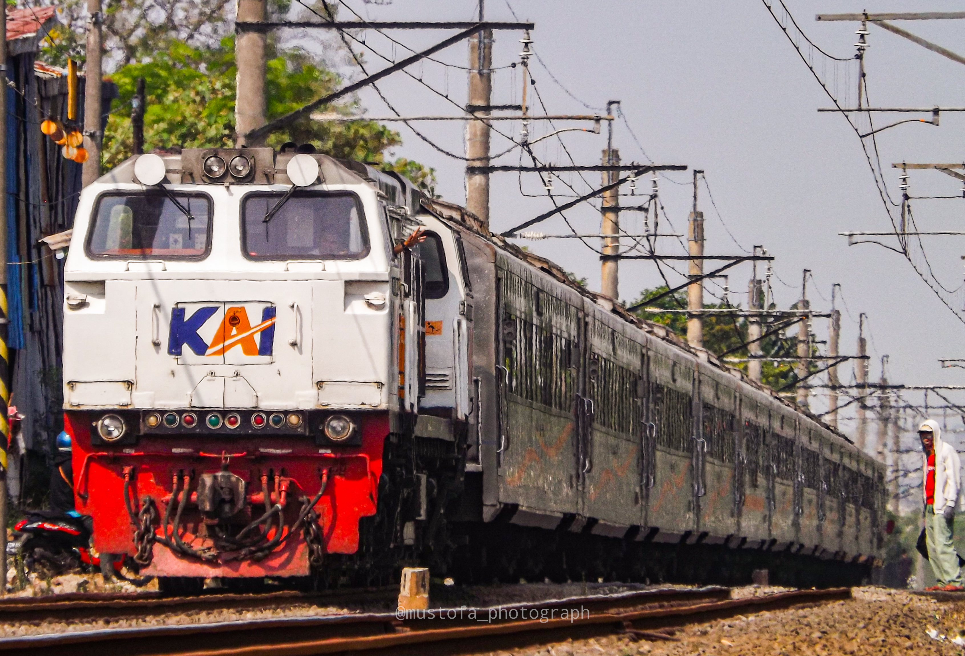 Kereta api KAI
