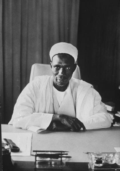 Abubakar Tafawa Balewa, Perdana Menteri pertama Nigeria semasa Republik Pertama.