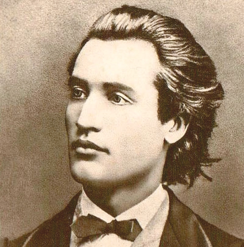 Mihai Eminescu, dianggap sebagai penyair nasional Rumania.