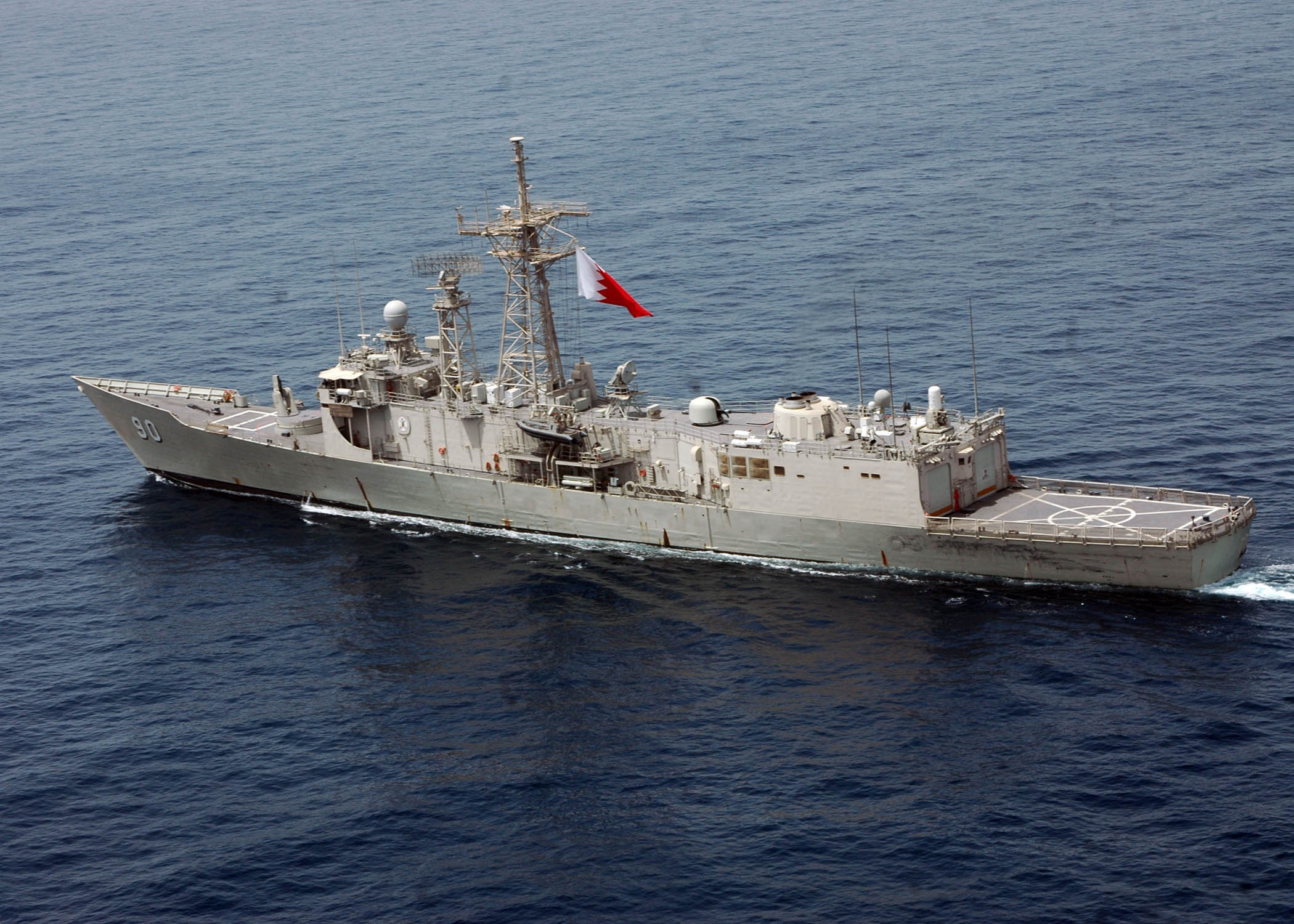 Kapal RBNS Sabha (FFG 90) dari Angkatan Laut Kerajaan Bahrain