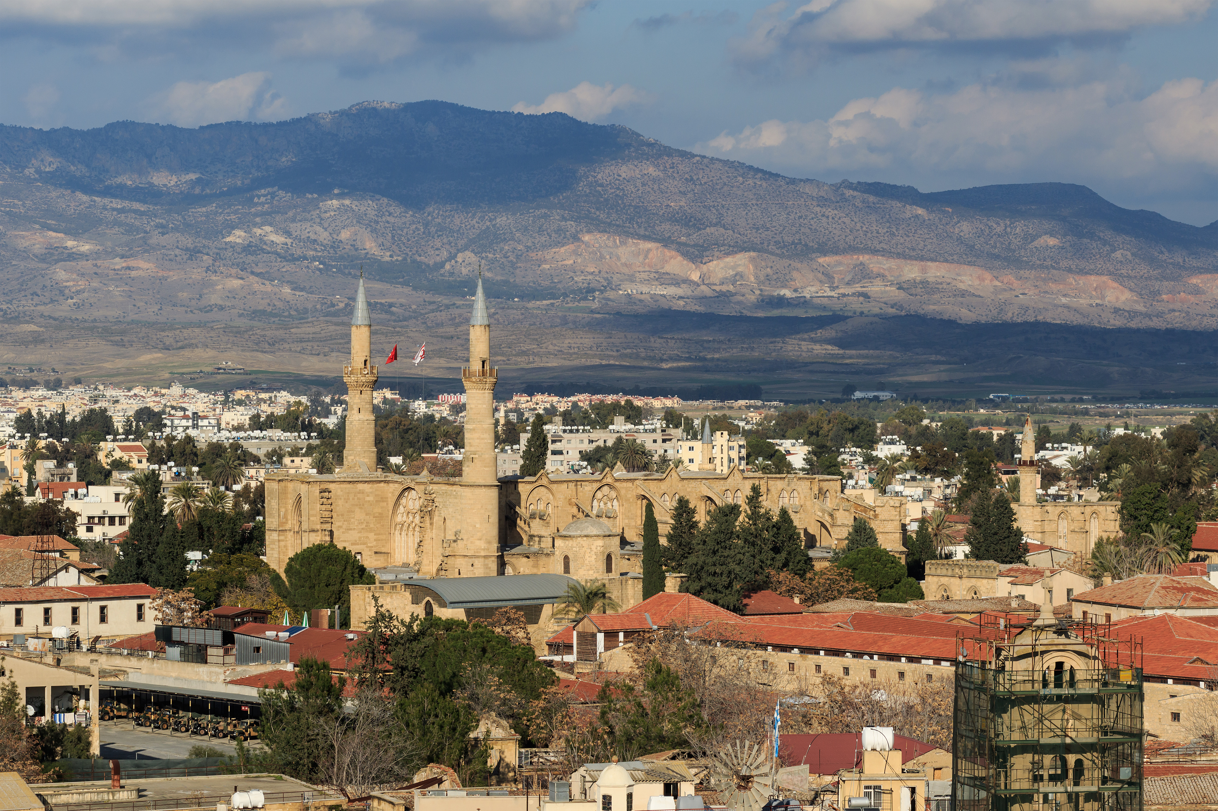 Pemandangan Nikosia Utara dari Menara Shacolas