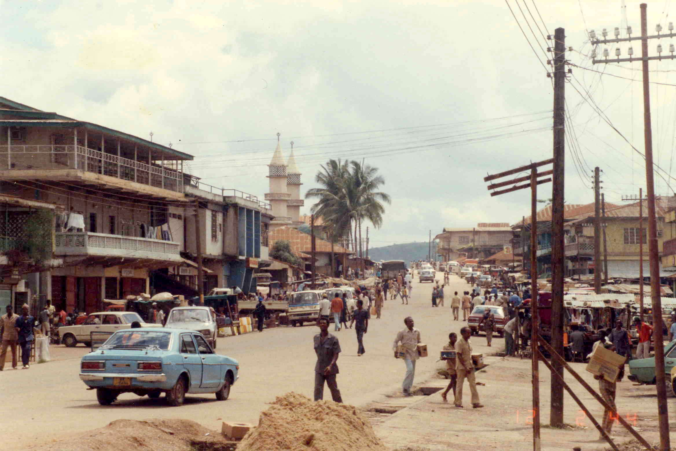 A street scene in Koidu Town, another major urban center.