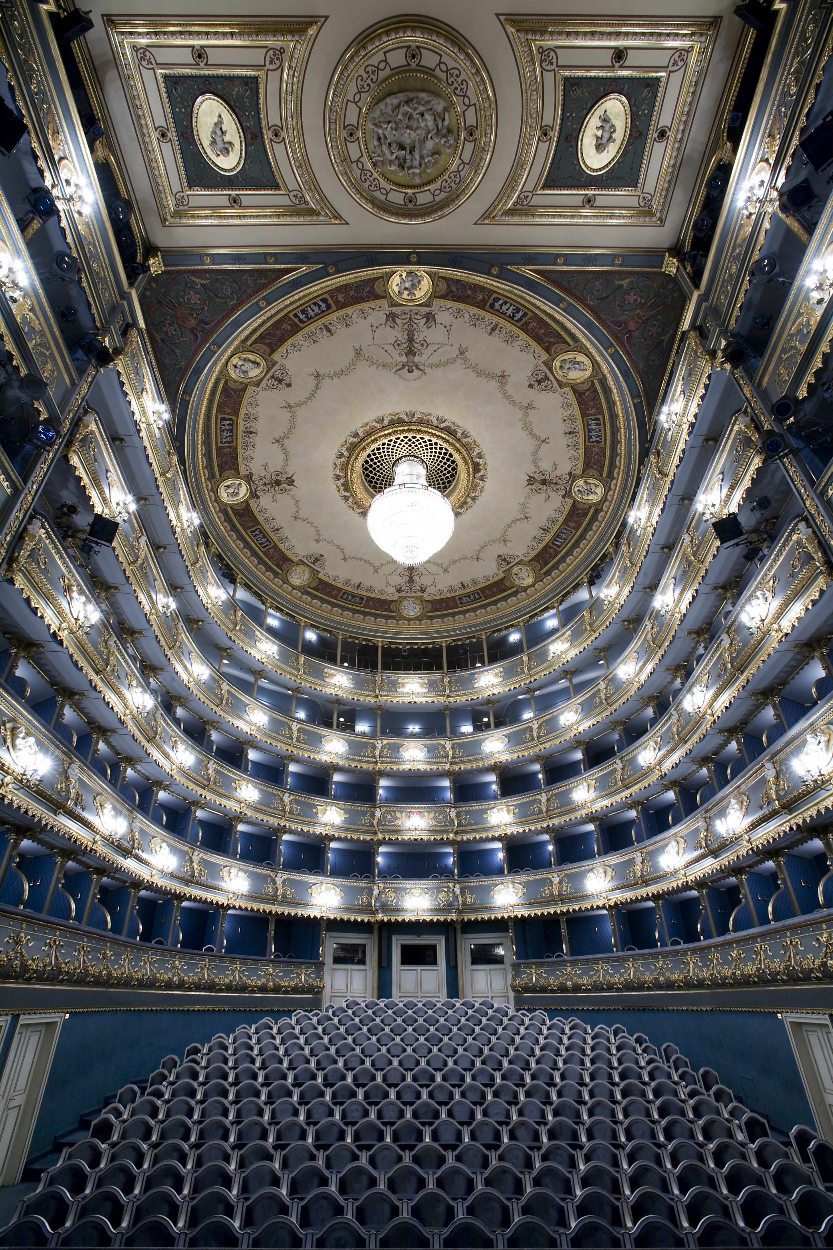 Teater Estates di Praha.