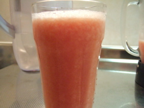 Minuman ʻOtai khas Tonga.