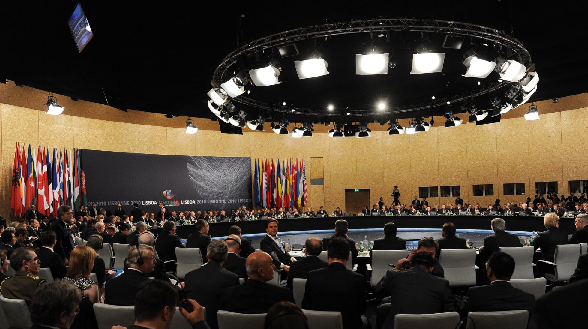 KTT NATO Lisboa 2010.