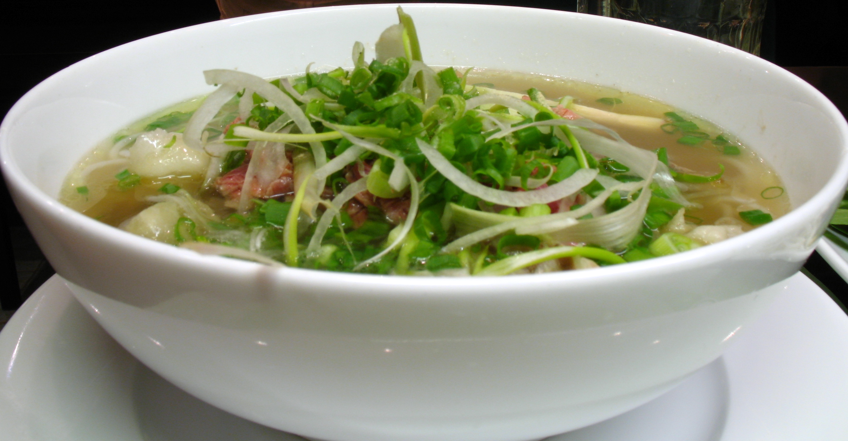 Phở là một món ăn nổi tiếng của Việt Nam